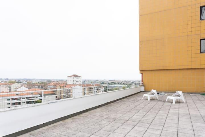 阿威罗8Rooftop - T2 Com Terraco E Vista Para As Salinas!公寓 外观 照片