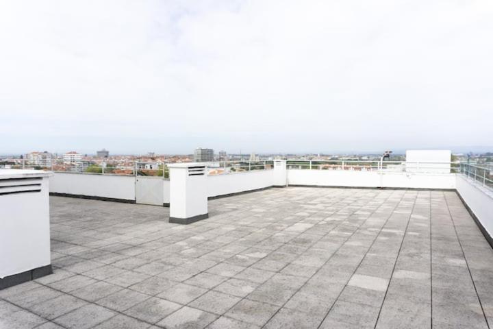 阿威罗8Rooftop - T2 Com Terraco E Vista Para As Salinas!公寓 外观 照片